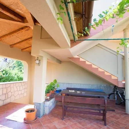 Apartament In With Balcony, Air Condition, Wifi