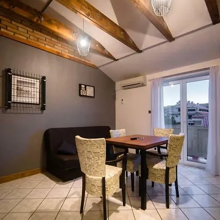 In With Balcony, Air Condition, Wifi