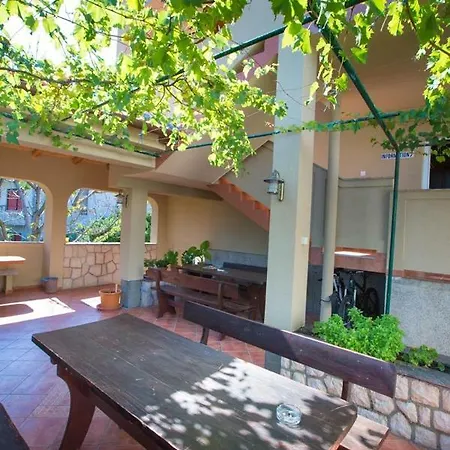 In With Balcony, Air Condition, Wifi Lopar