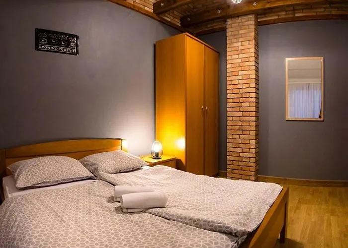 In With Balcony, Air Condition, Wifi Lopar