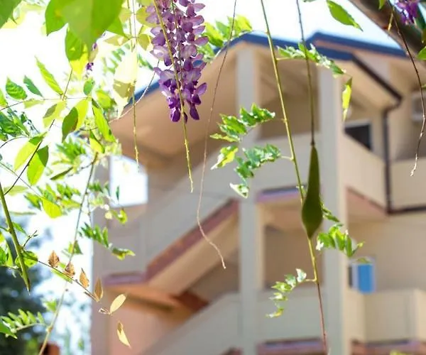 In With Balcony, Air Condition, Wifi * Lopar